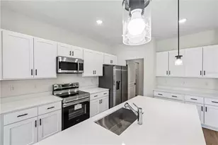 16674 SW 30th Ter Rd, Ocala, FL 34476 - Photo 3