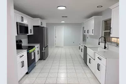 235 S Lee Street, Beverly Hills, FL 34465 - Photo 3