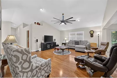 9213 SW 91st Circle, Ocala, FL 34481 - Photo 5