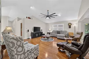 9213 SW 91st Cir, Ocala, FL 34481 - Photo 5