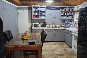 630 NE 9th Ave, Ocala, FL 34470 - Photo 3