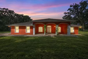 8490 SE 110th Street Rd, Belleview, FL 34420 - Photo 1