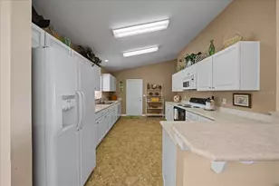 13885 SW 112th Cir, Dunnellon, FL 34432 - Photo 11