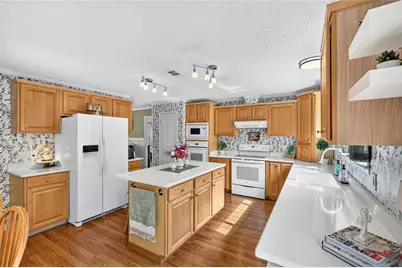 12647 SE 102nd Avenue, Belleview, FL 34420 - Photo 11