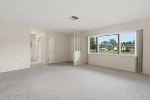 12 New Florida Ave, Beverly Hills, FL 34465 - Photo 5
