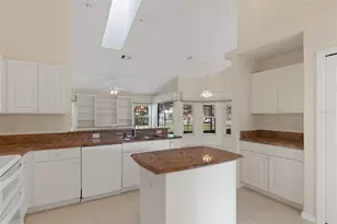 1144 E Whirl Away Cir, Inverness, FL 34453 - Photo 15