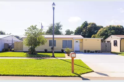 2028 Bridgeman Drive, West Palm Beach, FL 33409 - Photo 1