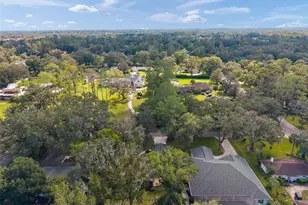 1827 SE 11th St, Ocala, FL 34471 - Photo 5