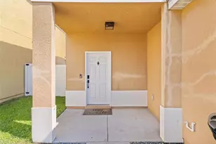 4908 NE 123rd Ln, Oxford, FL 34484 - Photo 3