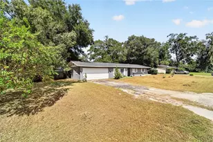 2009 NE 50th St, Ocala, FL 34479 - Photo 3