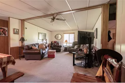 2471 SE 193rd Court, Morriston, FL 32668 - Photo 9