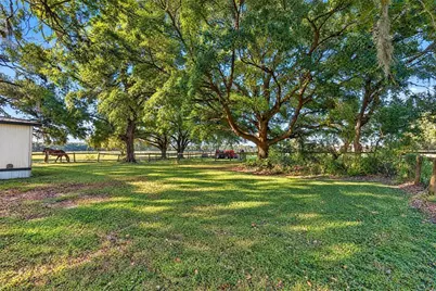 5850 SE 212th Court, Morriston, FL 32668 - Photo 29