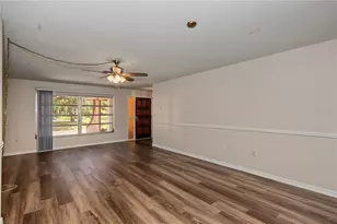 1414 W Evergreen Dr, Citrus Springs, FL 34434 - Photo 9