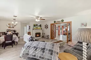 8701 E Cresco Ln, Inverness, FL 34450 - Photo 9