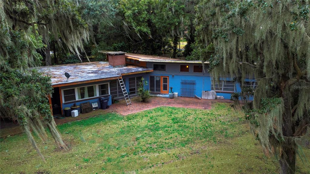 2060 Lake Ariana Blvd - 2060 Lake Ariana Blvd, Auburndale, FL 33823 Luxury Property | Jose Angel Pina