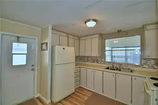 4338 Cherrywood St, Winter Haven, FL 33880 - Photo 9