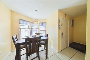 1858 Foxhall Cir - Photo 7