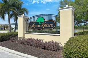 698 Squires Grove Dr, Winter Haven, FL 33880