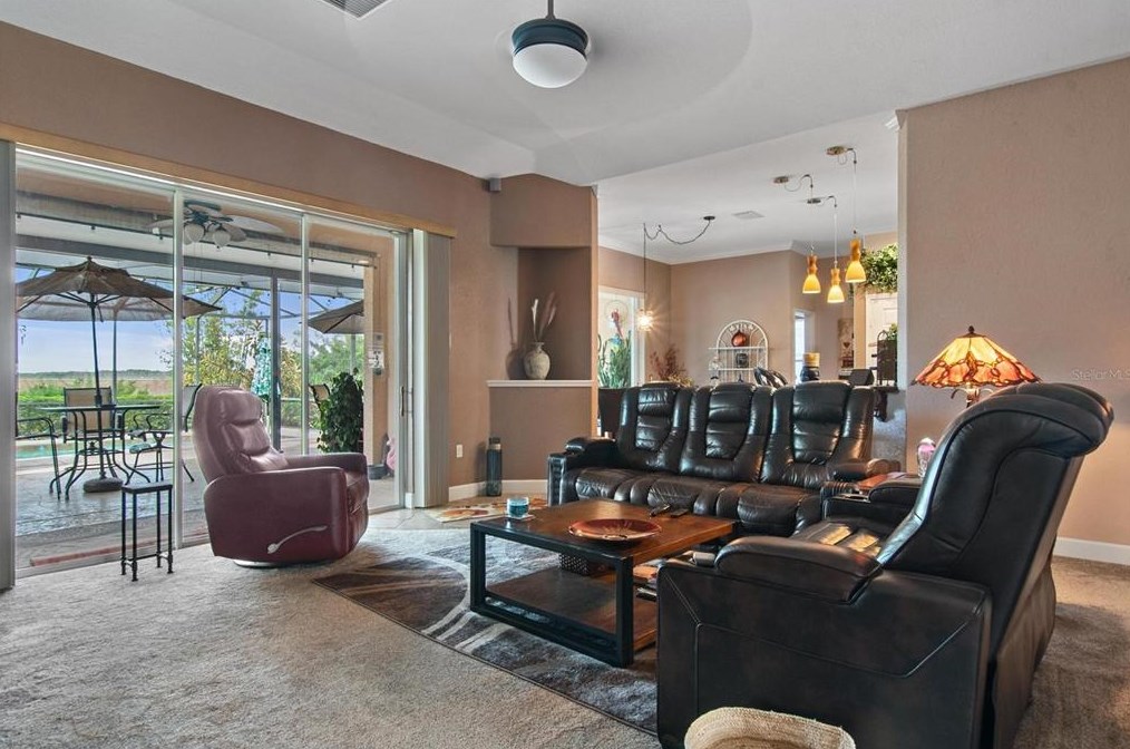 214 Terranova Blvd, Winter Haven FL  33884-3423 exterior