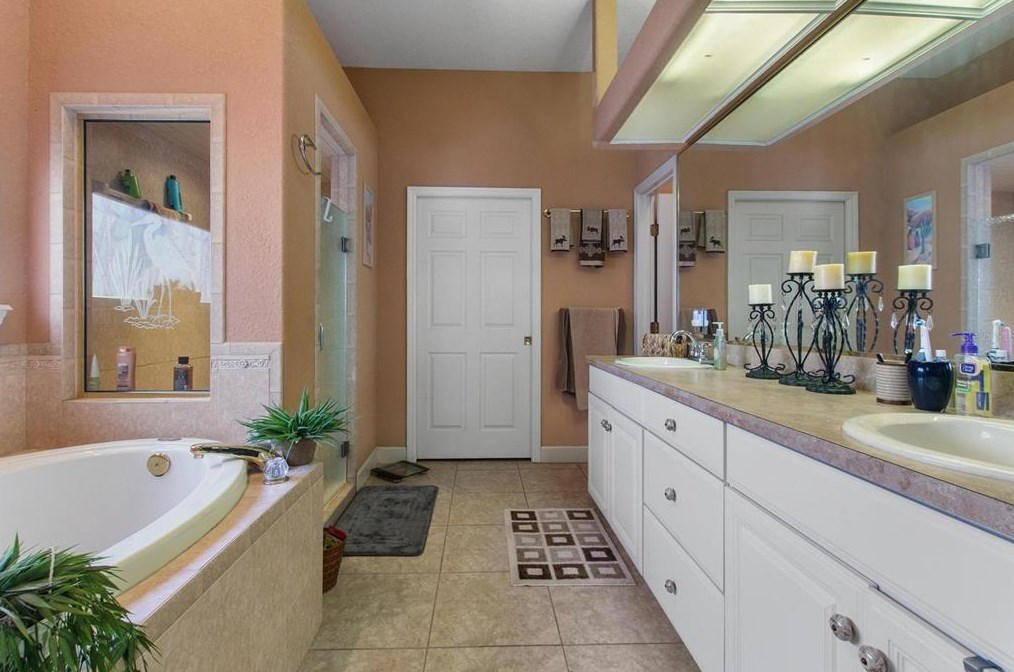 214 Terranova Blvd, Winter Haven FL  33884-3423 exterior