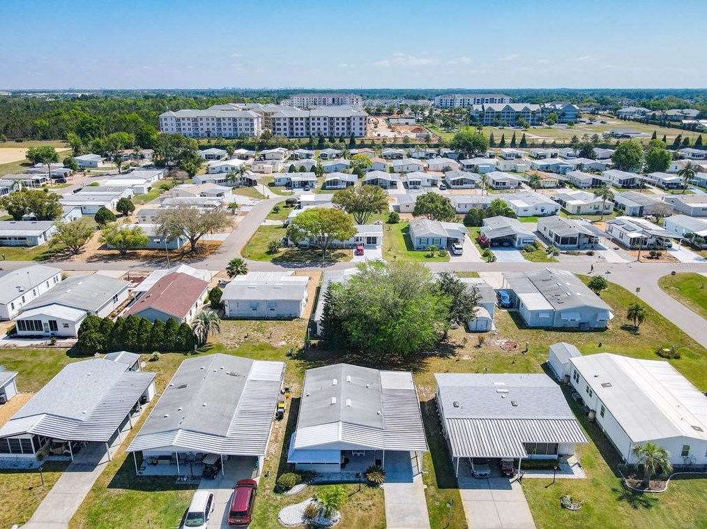 118 Piedmont Park Ave, Davenport FL  33897-9247 exterior