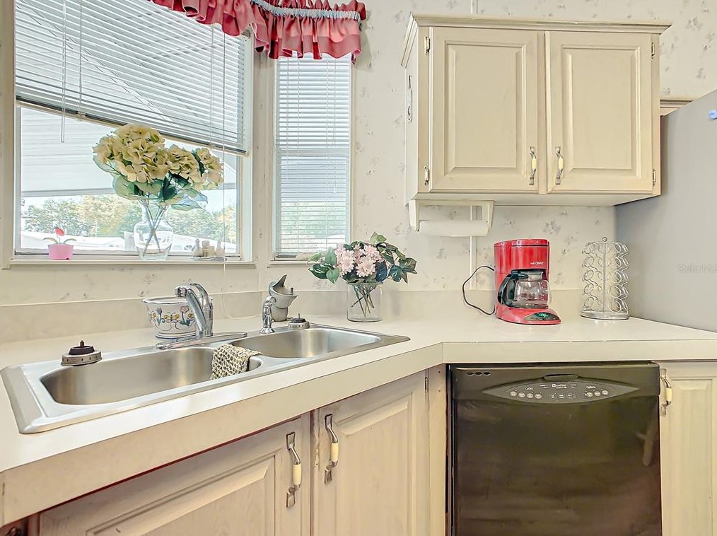 118 Piedmont Park Ave, Davenport FL  33897-9247 exterior