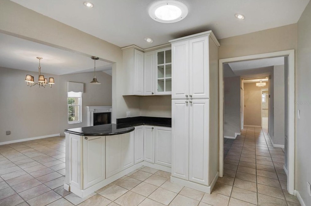 328 Vail Dr, Winter Haven FL  33884-2832 exterior