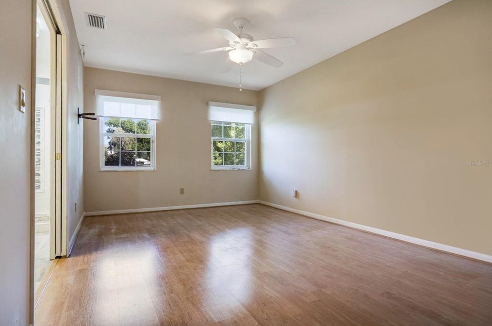 328 Vail Dr, Winter Haven FL  33884-2832 exterior