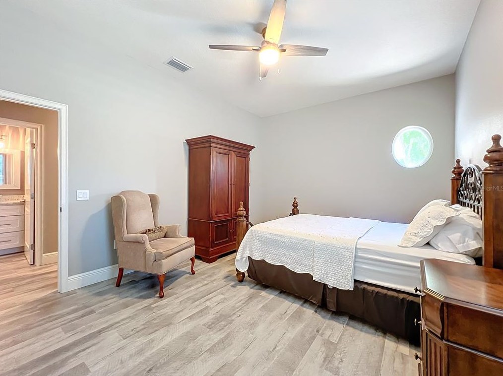 1044 Ashton Woods Ln, Lakeland FL  33813-4820 exterior