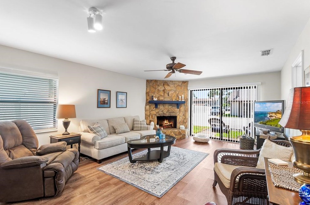 2472 Hartridge Point Dr, Winter Haven FL  33881-1289 exterior