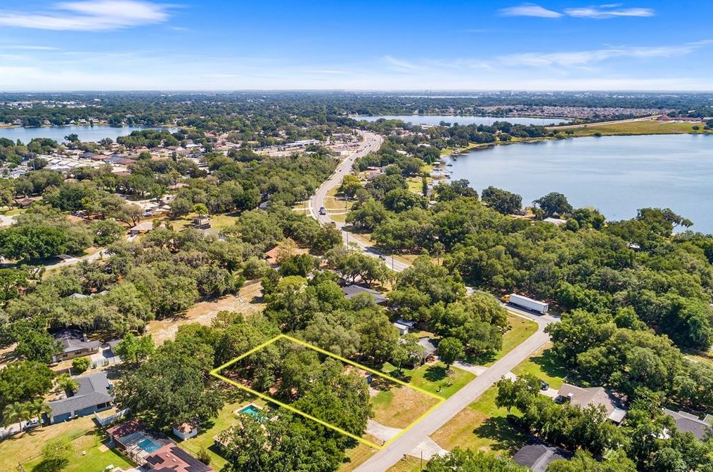 4337 Shadow Wood Way, Winter Haven FL  exterior