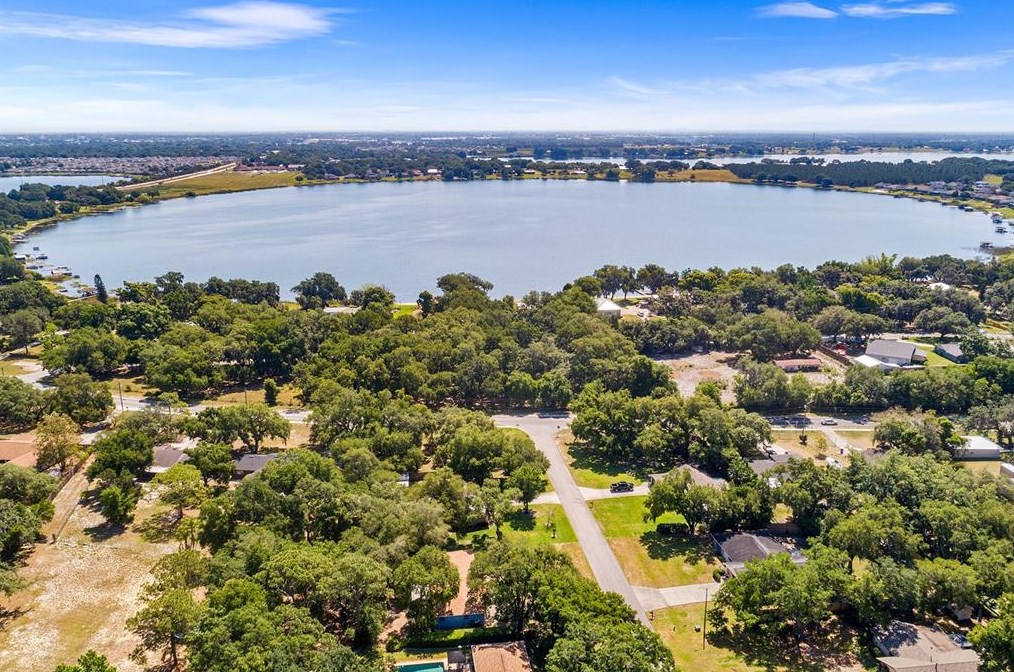 4337 Shadow Wood Way, Winter Haven FL  exterior