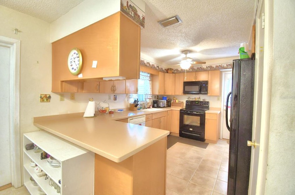 4942 Roosevelt Ave, Lake Wales FL  33859-7941 exterior
