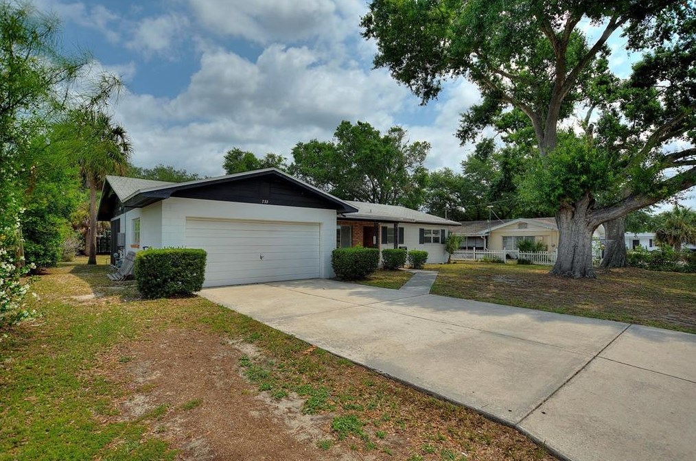 755 Oleander Dr, Winter Haven FL  33880-4540 exterior