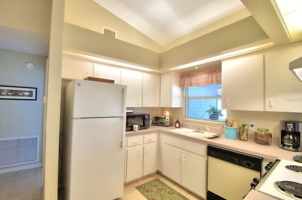 7969 Kaitlin Cir, Lakeland FL 33810-5142 exterior