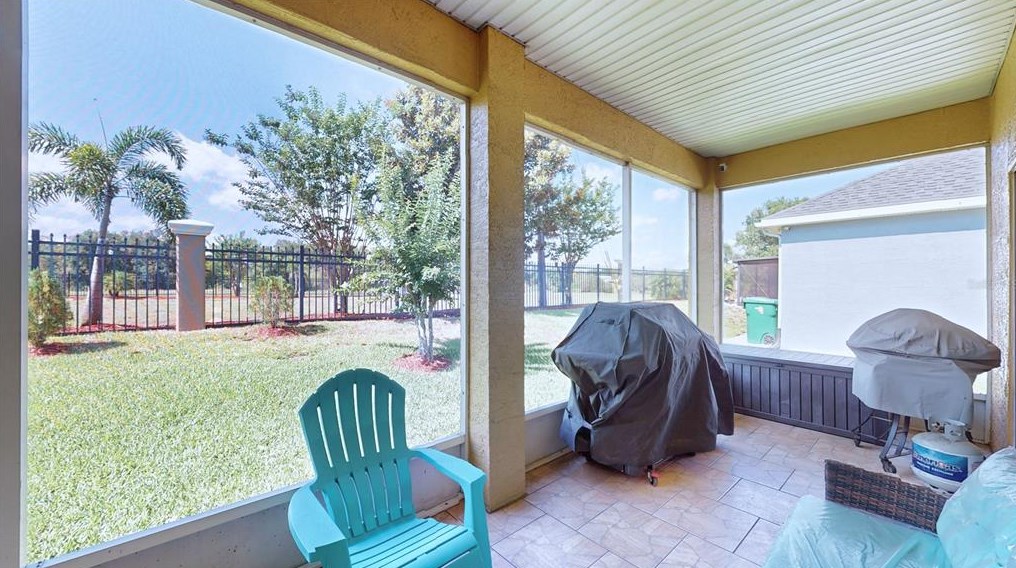 1286 Legatto Loop, Dundee FL 33838-4049 exterior