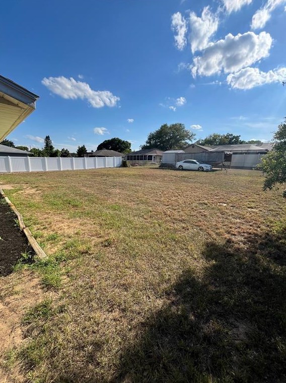 1004 Edmund Ave, Dundee FL 33838-4399 exterior