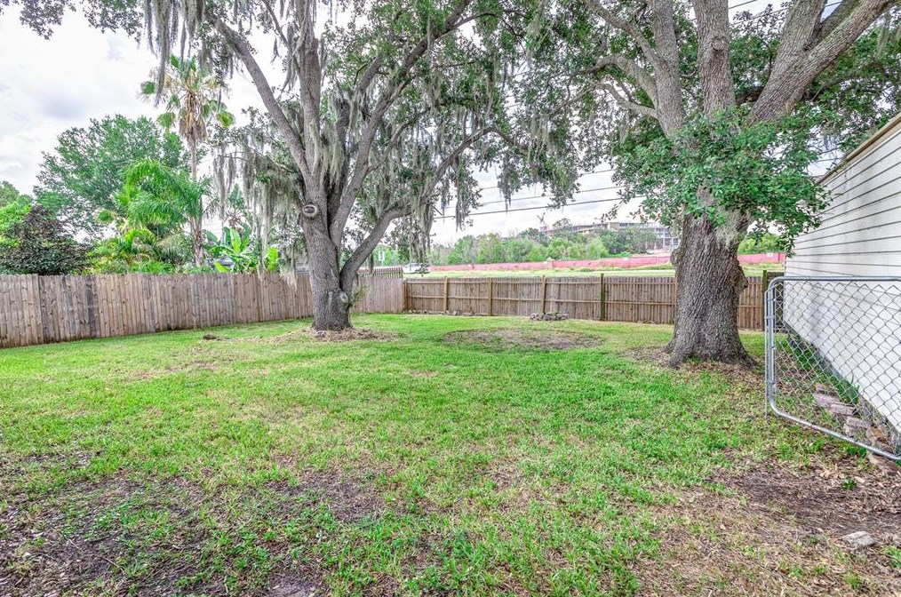 3920 Woodburn Loop, Lakeland FL  33813-1330 exterior