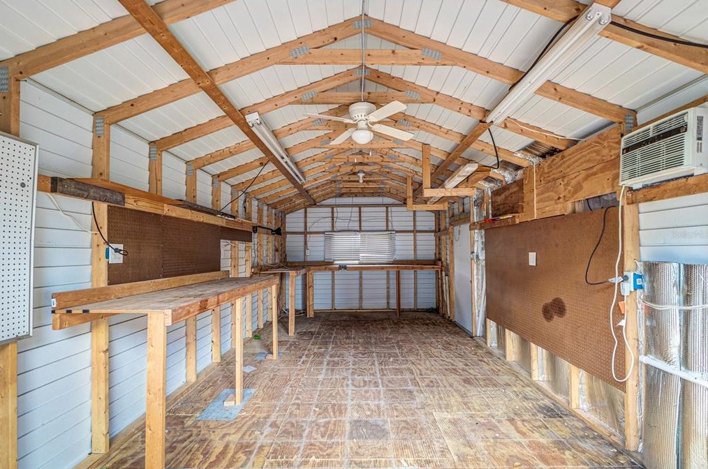 3920 Woodburn Loop, Lakeland FL  33813-1330 exterior