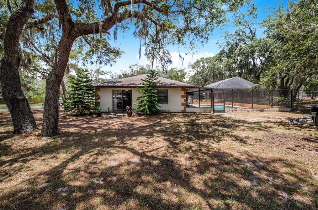 8881 Cypresswood Dr, Lake Wales FL  33898-7216 exterior