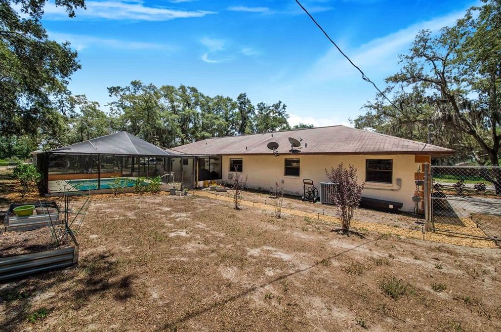 8881 Cypresswood Dr, Lake Wales FL  33898-7216 exterior