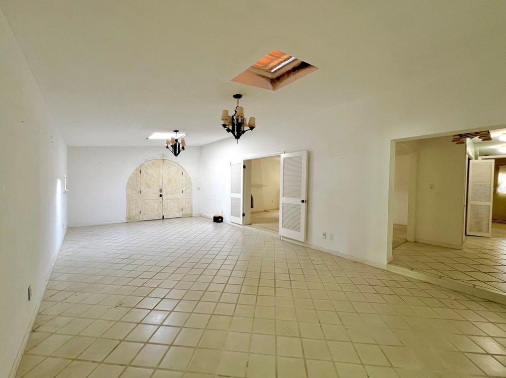 513 Highland Dr, Lakeland FL  33813-1734 exterior