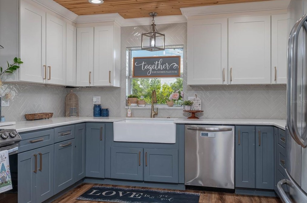 722 Wildabon Ave, Lake Wales FL  33853-3429 exterior