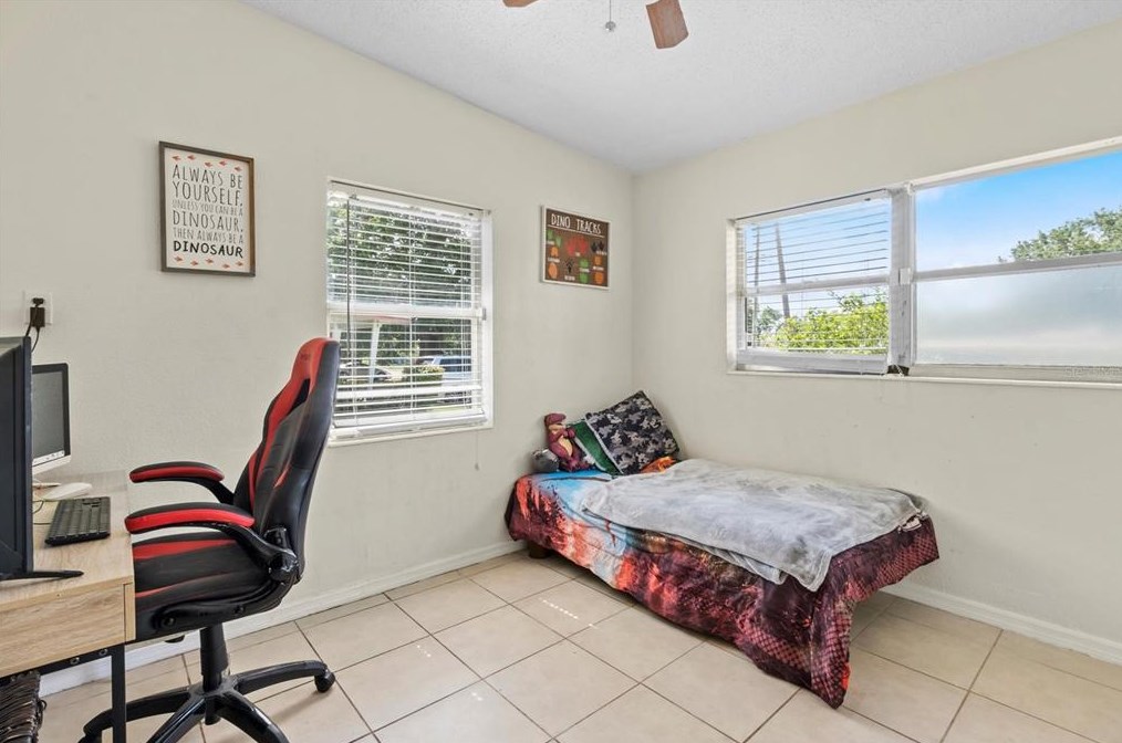 1529 Avenue C, Winter Haven FL  33881-4429 exterior