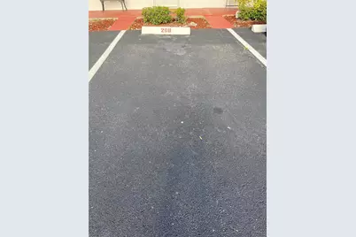 1100 Martinique Drive #208, Winter Haven, FL 33884 - Photo 23