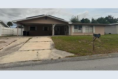 912 Avenue T SE, Winter Haven, FL 33880 - Photo 1