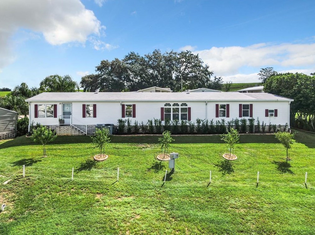 348 Edgewood Blvd, Lake Wales FL  33898-4905 exterior