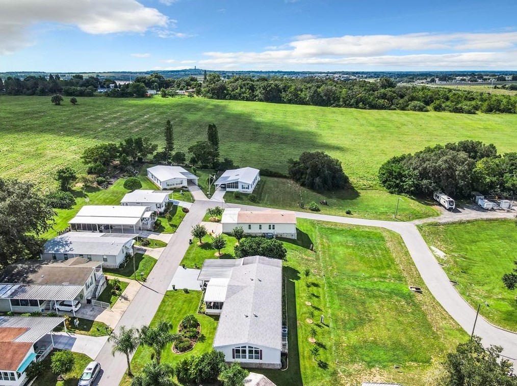 348 Edgewood Blvd, Lake Wales FL  33898-4905 exterior