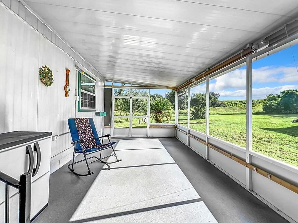 215 Edgewood Blvd, Lake Wales FL  33898-4903 exterior