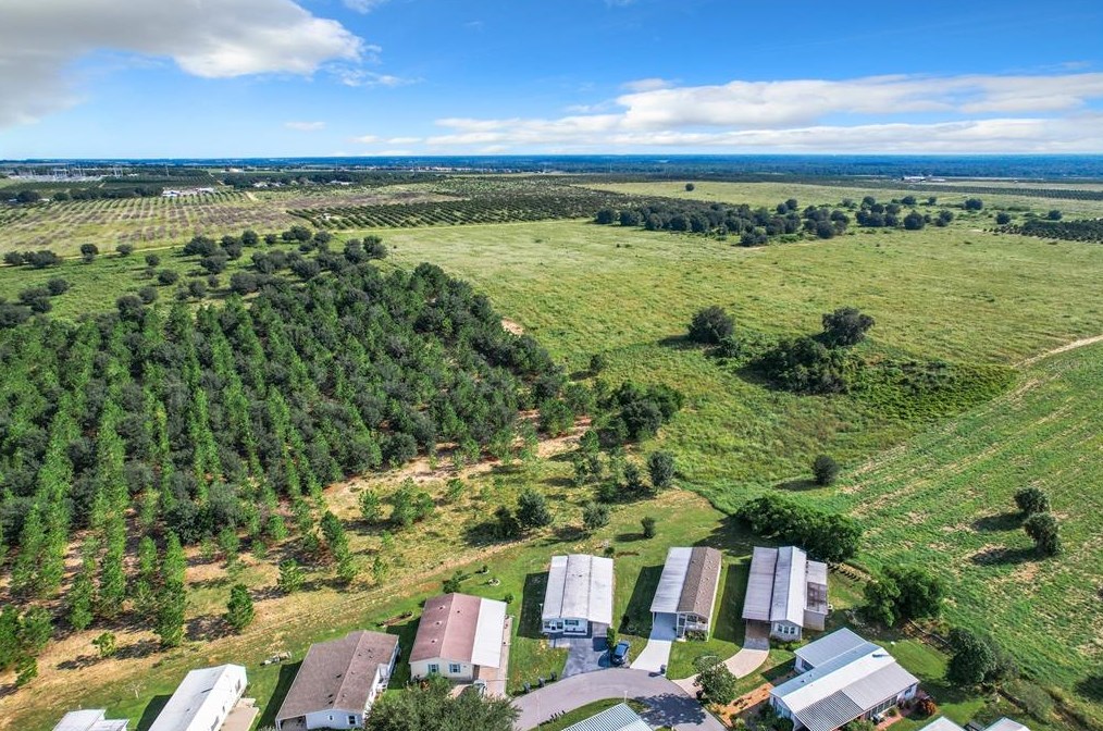 215 Edgewood Blvd, Lake Wales FL  33898-4903 exterior